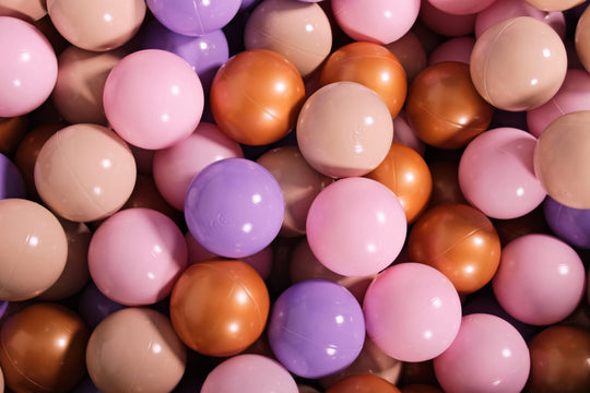 Bällebad mit Wal-Motiv für Kinder – Käsekuchen-Creme-Beige