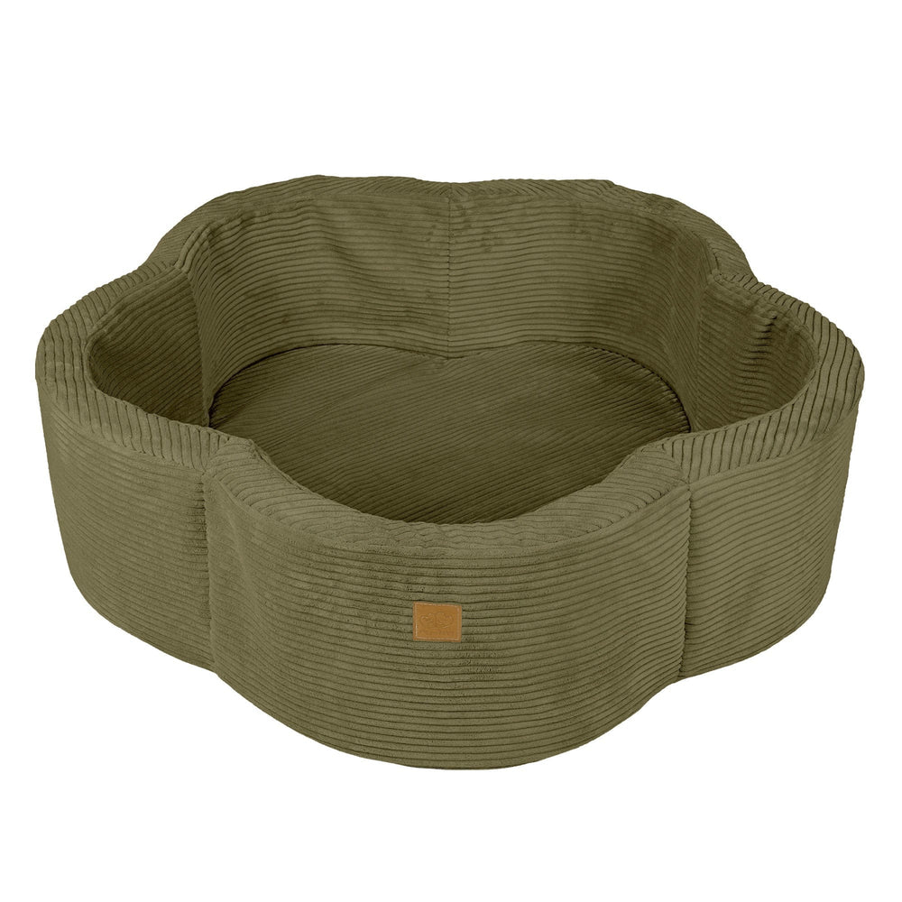Ästhetisches Bällebad aus Schaumstoff mit Blumenmuster in Khaki