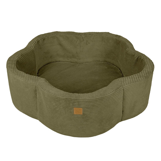 Ästhetisches Bällebad aus Schaumstoff mit Blumenmuster in Khaki